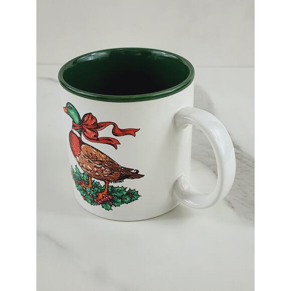 Marvelous Mug Potpourri Press Coffee Mug Teacup 10oz Duck Holly Berry 1987 Korea - Picture 3 of 15